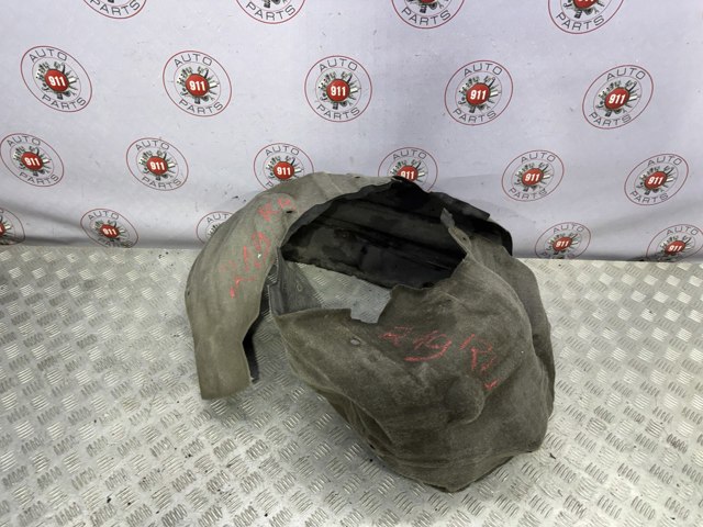 Підкрилок задній правий 5370B656 MITSUBISHI