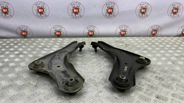 Правий важіль передній нижній підвіски 545001KA1B NISSAN