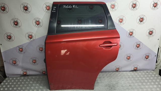 Двері задні 5730B559 MITSUBISHI