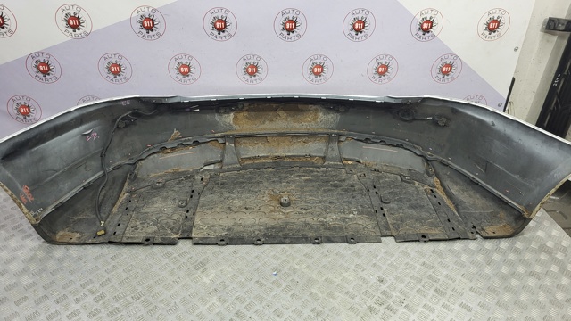 Захист заднього бампера 600818000C Tesla Model
