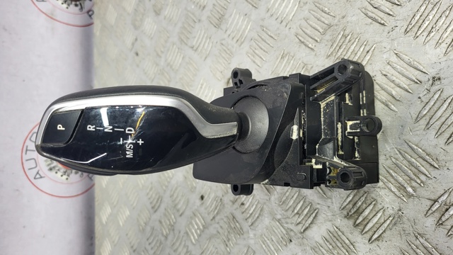 Селектор АКПП 61316825825 BMW