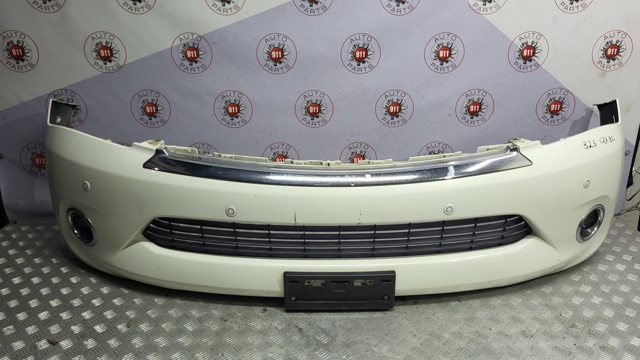 Молдинг решітки радіатора, нижній 623851LA0A NISSAN