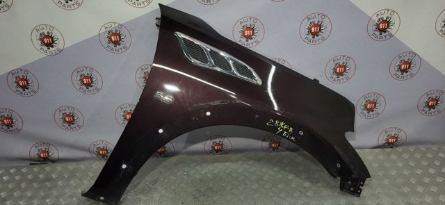 Переднє праве крило 631001V90A NISSAN