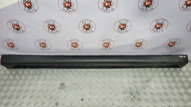 Накладка зовнішня (молдинг) порога, правий 6512A422 MITSUBISHI
