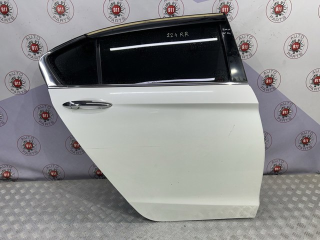 Двері пасажирські задні праві 67510T2FA00ZZ HONDA