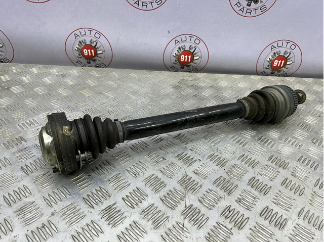 Піввісь задня, ліва 7537715 BMW