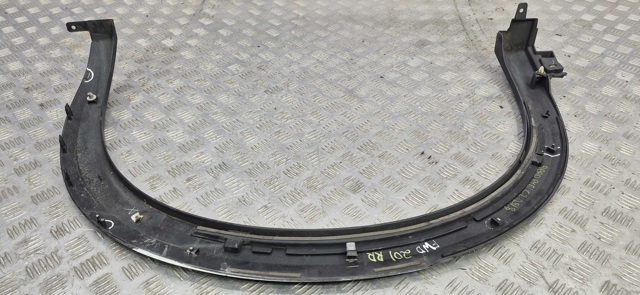 Молдинг арки колеса заднього, правий 788605DA0A NISSAN