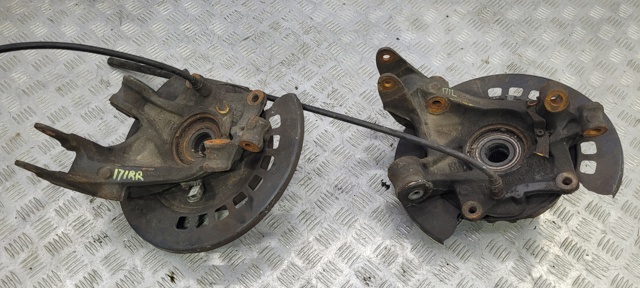 Цапфа - поворотний кулак задній, лівий 7L8505435A VAG