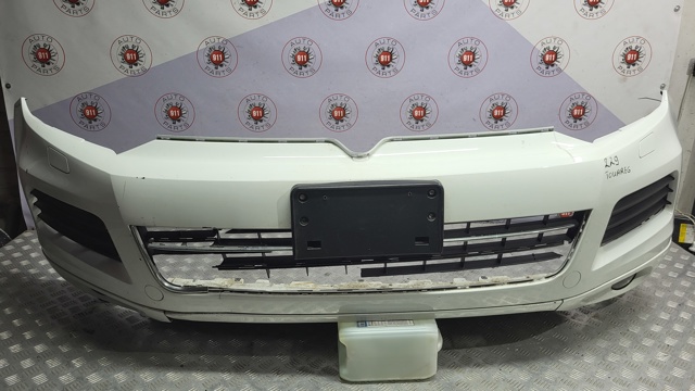 Бампер передній в зборі 7P6807221C VAG