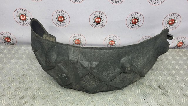 Підкрилок задній лівий 7P6810971 VAG