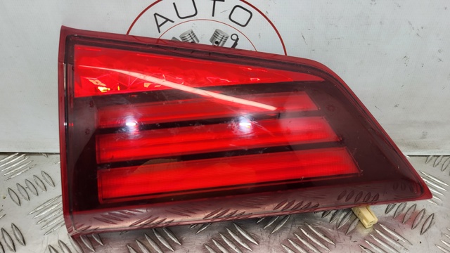 Фара задня права внутрішня 8331A180 MITSUBISHI