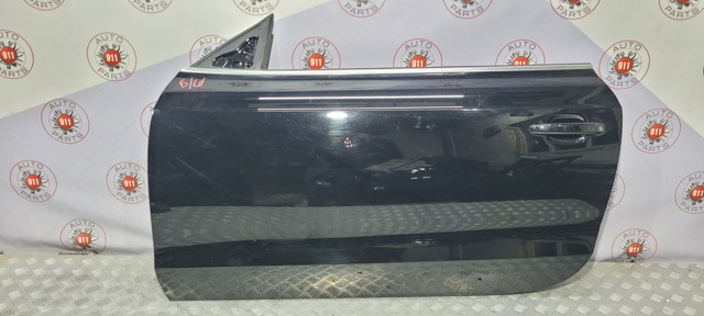 Водійські двері 8F0831051A VAG
