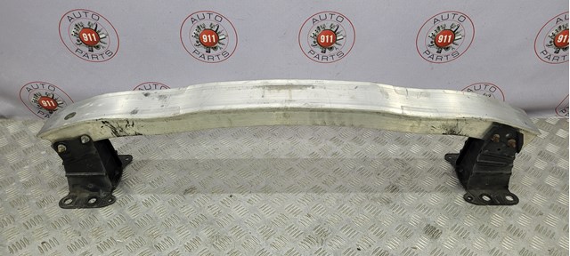 Буфер бампера переднього 8P4807113C VAG