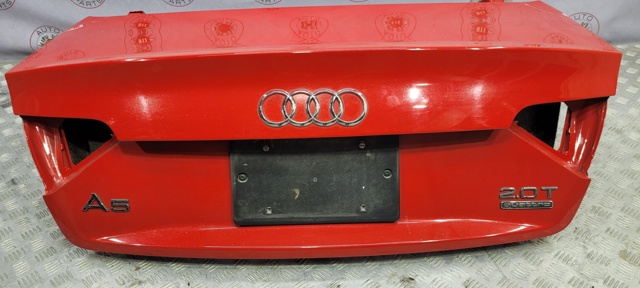 Задні двері багажника Audi A5