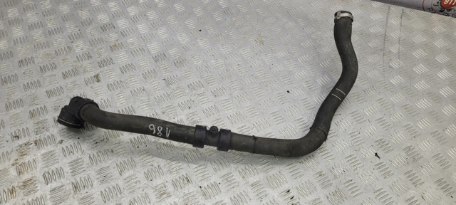Патрубок системи охолодження BJ328260EE LAND ROVER