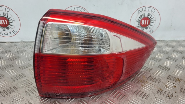 Фара задня права зовнішня DM5Z13404A FORD