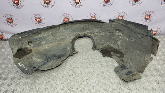Подкрильнікі переднього крила, правий DM5Z16102C FORD