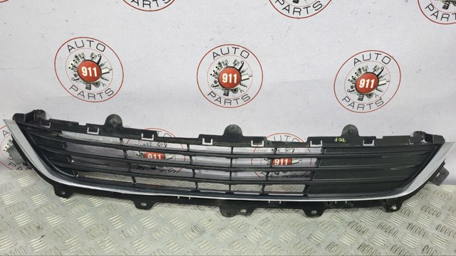Решітка бампера нижня DP5Z17K945BA FORD