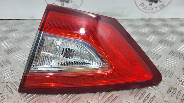 Ліхтар задній внутрішній правий DS7Z13404A FORD