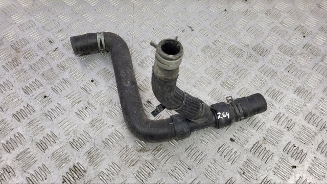 Патрубок системи охолодження DS7Z8260A FORD
