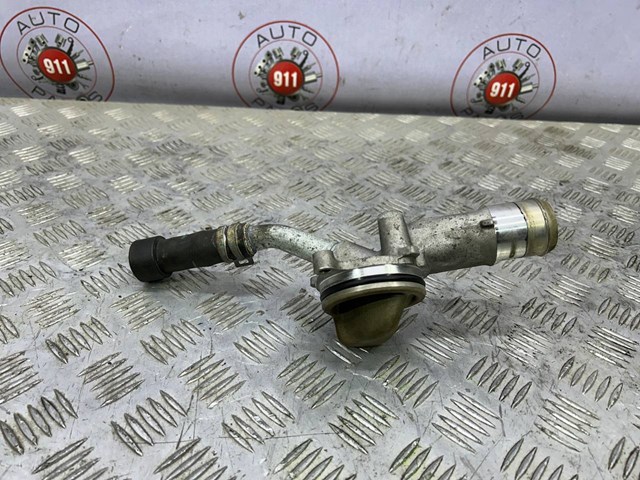 Водяний патрубок DS7Z8501C FORD