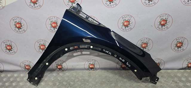Переднє праве крило FCA005NAMA NISSAN