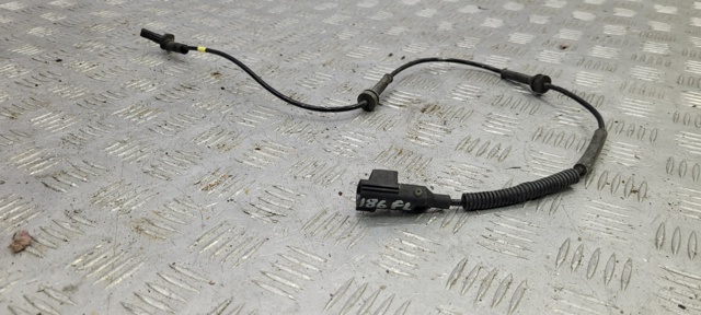 Датчик АБС (ABS) передній, лівий FK729E731AA LAND ROVER