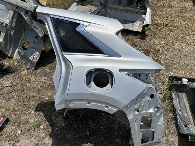 Крило заднє G81015NAMA NISSAN
