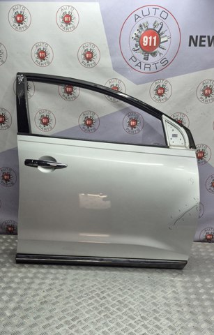 Пасажирські передні двері H010M1AAMA NISSAN