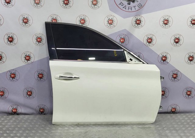 Пасажирські передні двері H010M4GAMA NISSAN