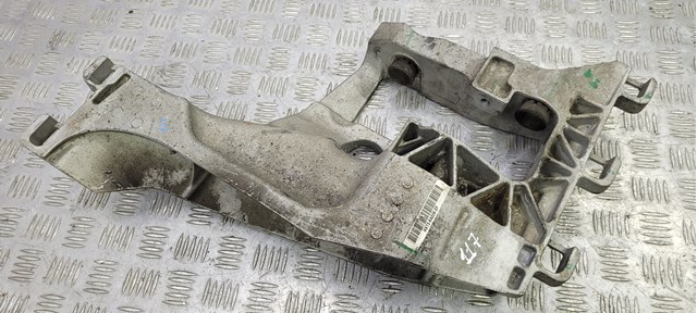 Кріплення коробки передач HX735060DD JAGUAR
