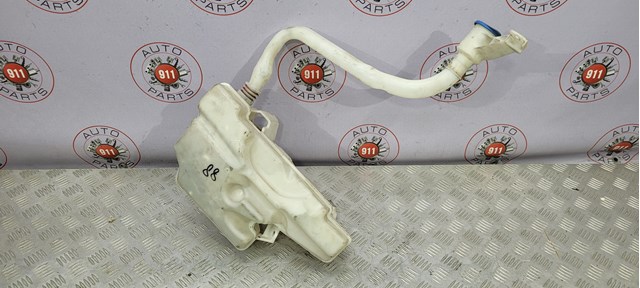 Бачок омивача лобового скла LR025760 LAND ROVER