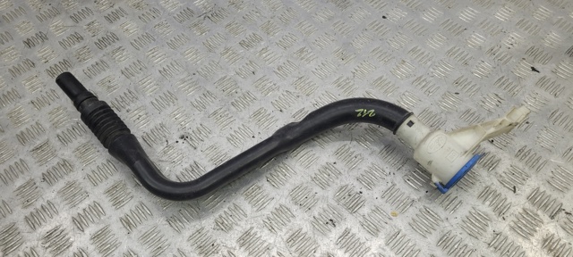 Горловина бачка омивача LR025825 LAND ROVER