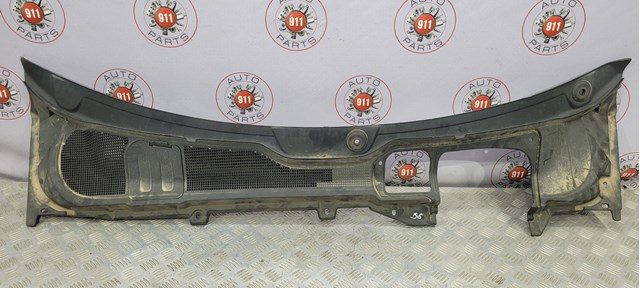 Водостік лобового скла, жабо LR027199 LAND ROVER