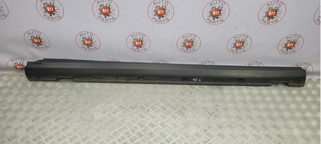 Накладка зовнішня (молдинг) порога, лівий LR027283 LAND ROVER