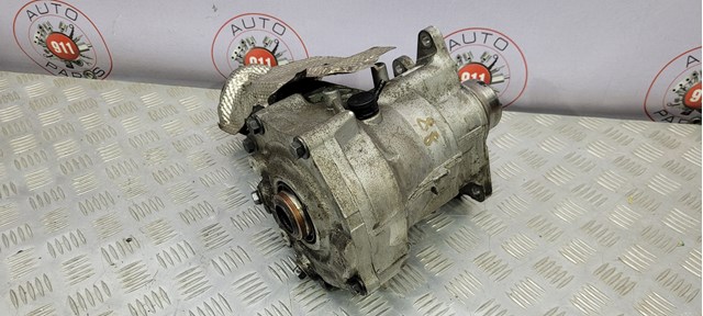 Дільник передач LR051075 LAND ROVER