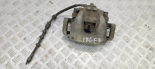 Супорт гальмівний, передній, правий LR061369 LAND ROVER