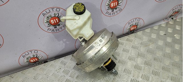 Бачок гальмівної рідини LR061404 LAND ROVER