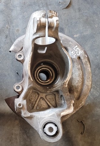 Цапфа поворотного кулака LR068884 LAND ROVER