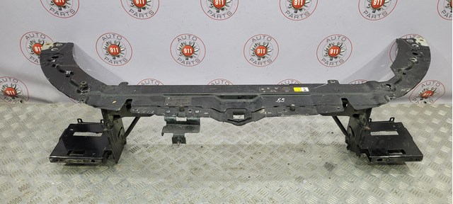 Панель передня LR074151 LAND ROVER