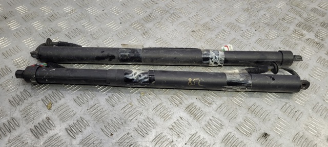 Амортизатор двері задньої LR104905 LAND ROVER