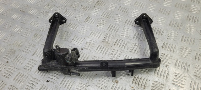 Патрубок системи охолодження LR109401 LAND ROVER