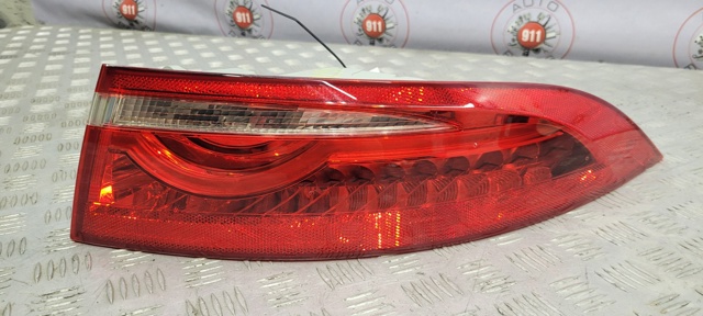 Задній правий зовнішній ліхтар T2H22638 JAGUAR