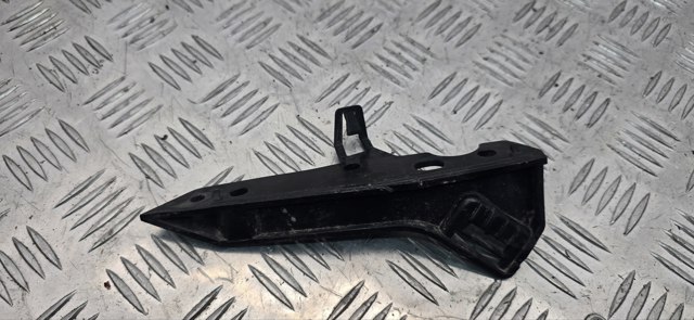 Праве кріплення переднього бампера T4A6235 JAGUAR
