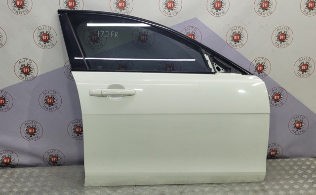 Пасажирські передні двері T4N2632 JAGUAR