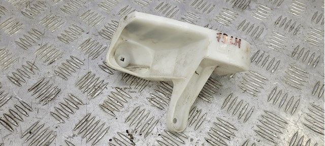 Кріплення бамера ліве TD1150331 MAZDA