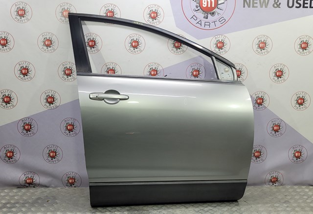Пасажирські передні двері TDY15802XL MAZDA