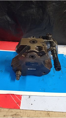 Насос паливний високого тиску 0445010045 BOSCH