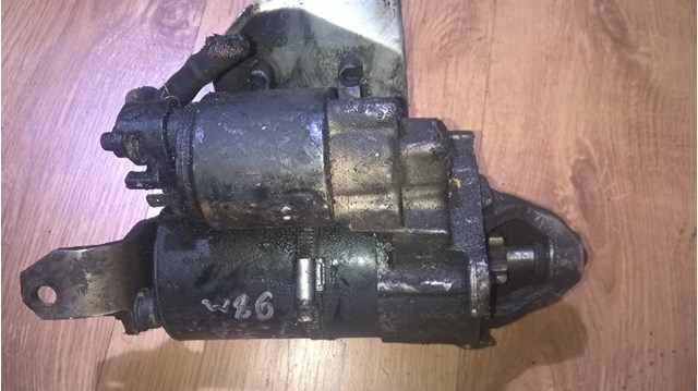 Кришка стартера передня 1005821933 VAG