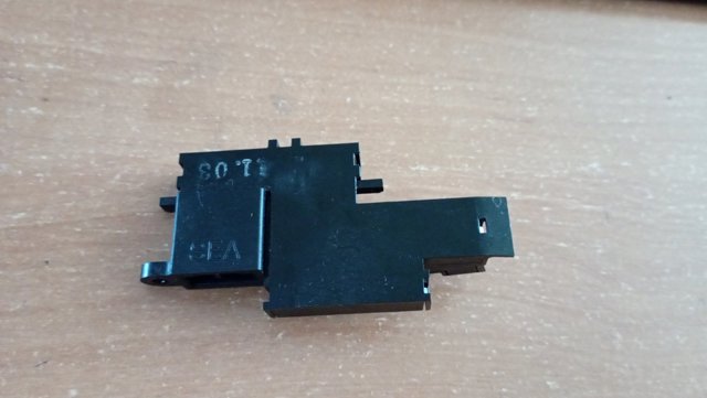 Перемикач підрульовий, центральна частина 35251TA0B11 HONDA